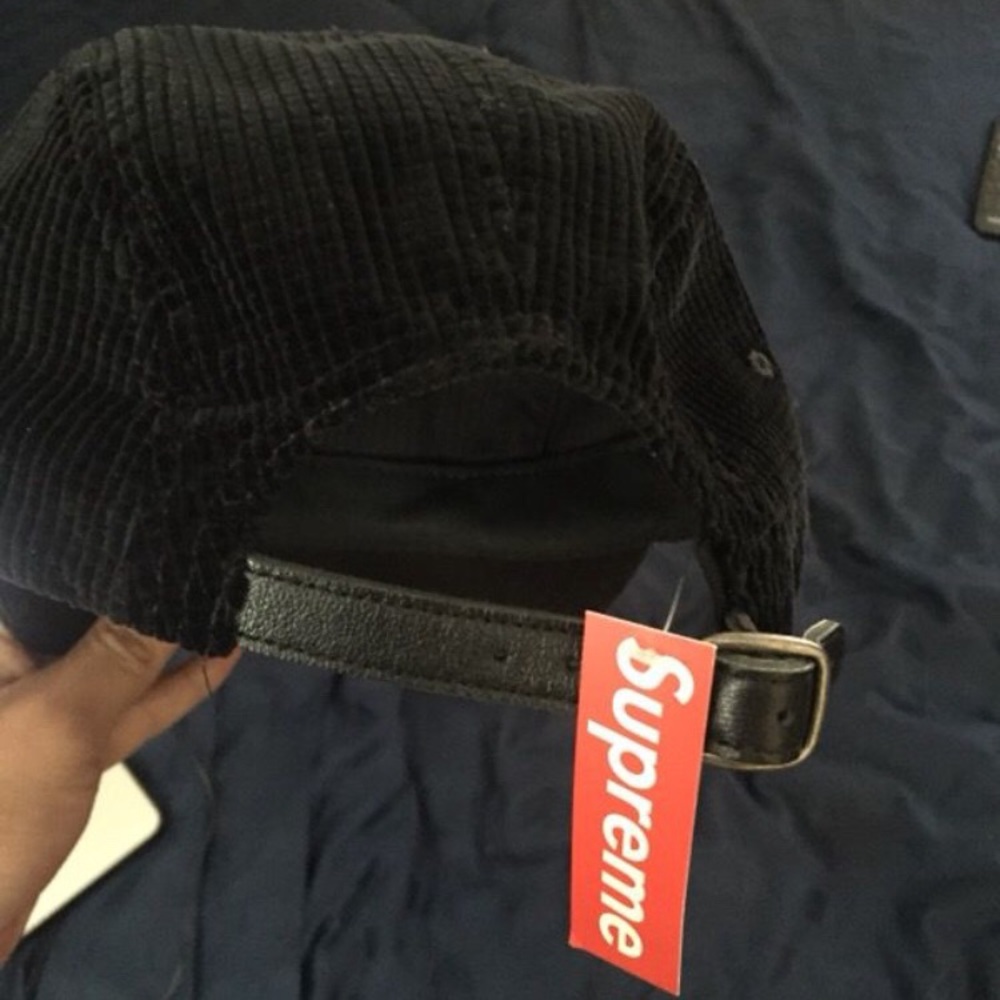 Supreme hat - Picture 2 of 3
